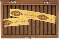 J. J. Fox Exclusives El Rey del Mundo Fox Selección No.32 packaging
