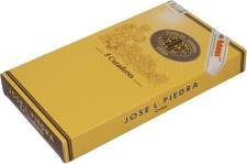 José L. Piedra Cazadores packaging