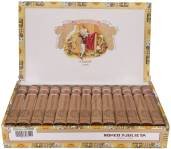 Romeo y Julieta Coronitas en Cedro packaging