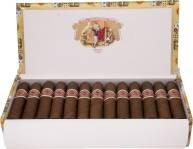 Romeo y Julieta Petit Royales packaging
